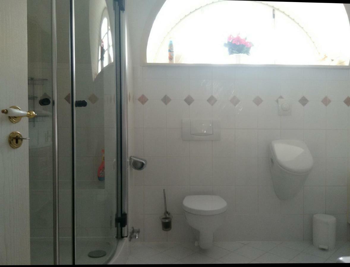 פרידריכשטאדט Villa Flora מראה חיצוני תמונה